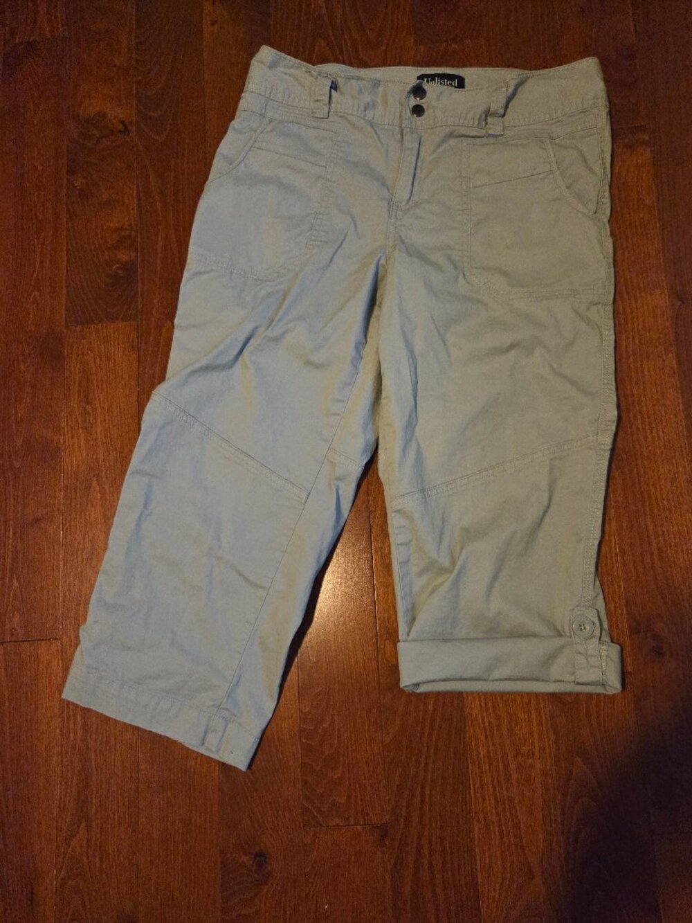 Kenneth Cole capris/bermuda roll up shorts, size 10